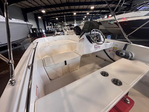 Boston Whaler 160 Super Sport 7 2027 Boston Whaler 160 Super Sport 8