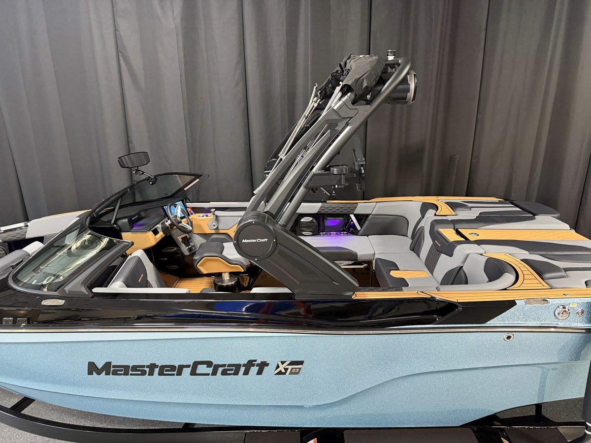 2027 Mastercraft XT23 6