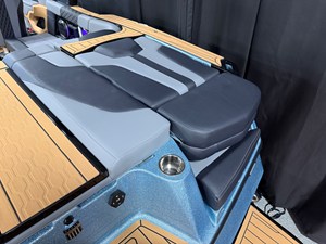2027 Mastercraft XT23 18