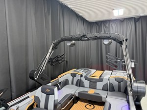 2027 Mastercraft XT23 85
