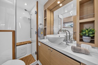 Aquila 44 YACHT 24 2024 Aquila 44 YACHT 25