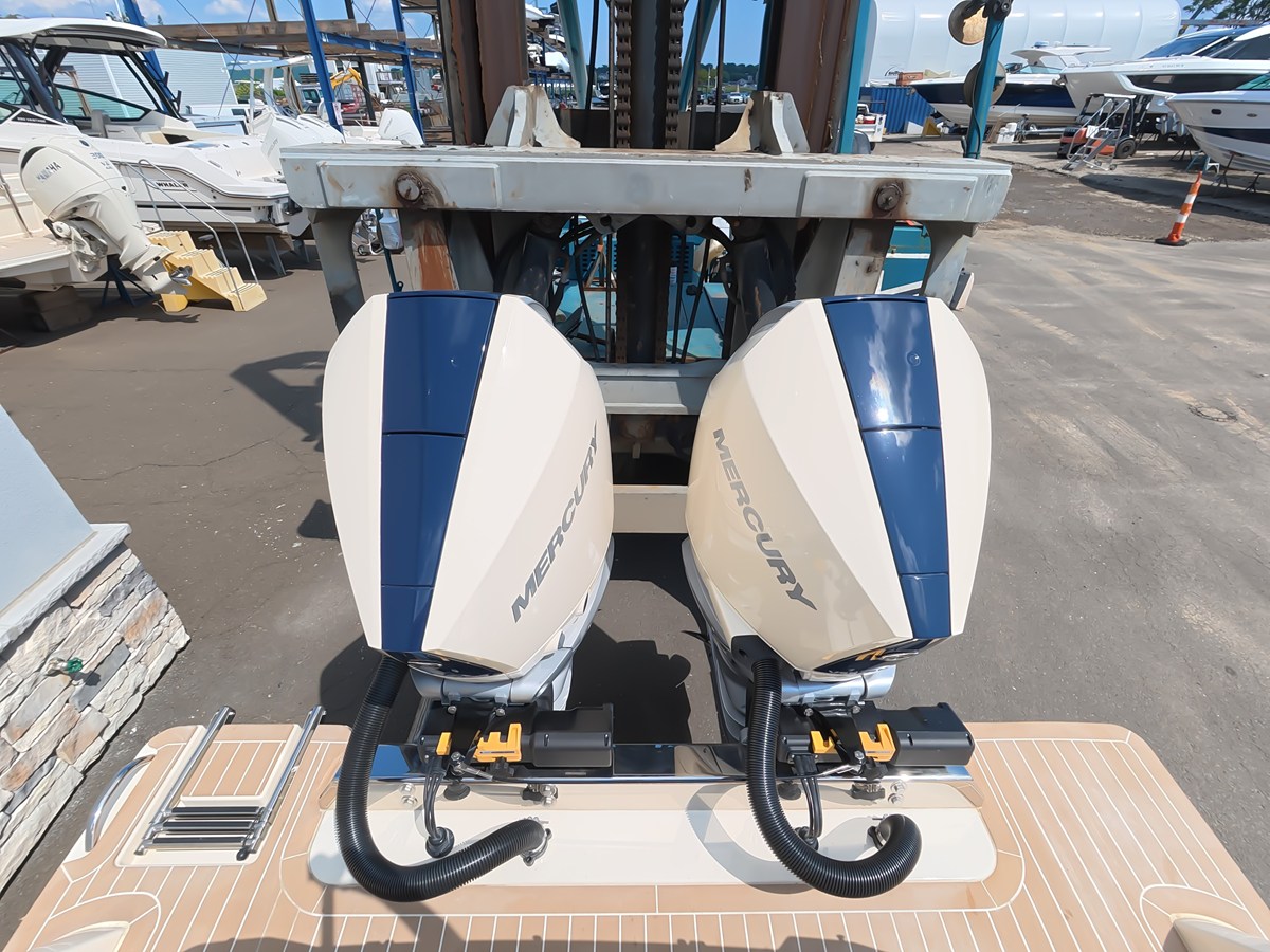 2027 Scout 288 Dorado 13