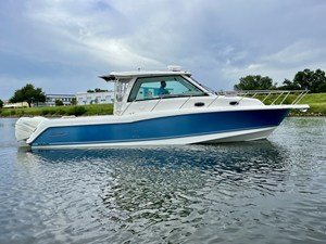 Boston Whaler 345 CONQUEST 0 2019 Boston Whaler 345 CONQUEST 1