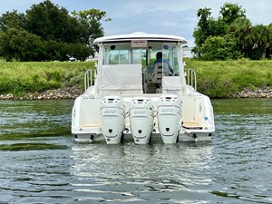 Boston Whaler 345 CONQUEST 4 2019 Boston Whaler 345 CONQUEST 5