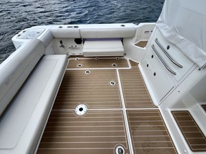 Boston Whaler 345 CONQUEST 22 2019 Boston Whaler 345 CONQUEST 23