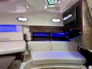 Boston Whaler 345 CONQUEST 28 2019 Boston Whaler 345 CONQUEST 29