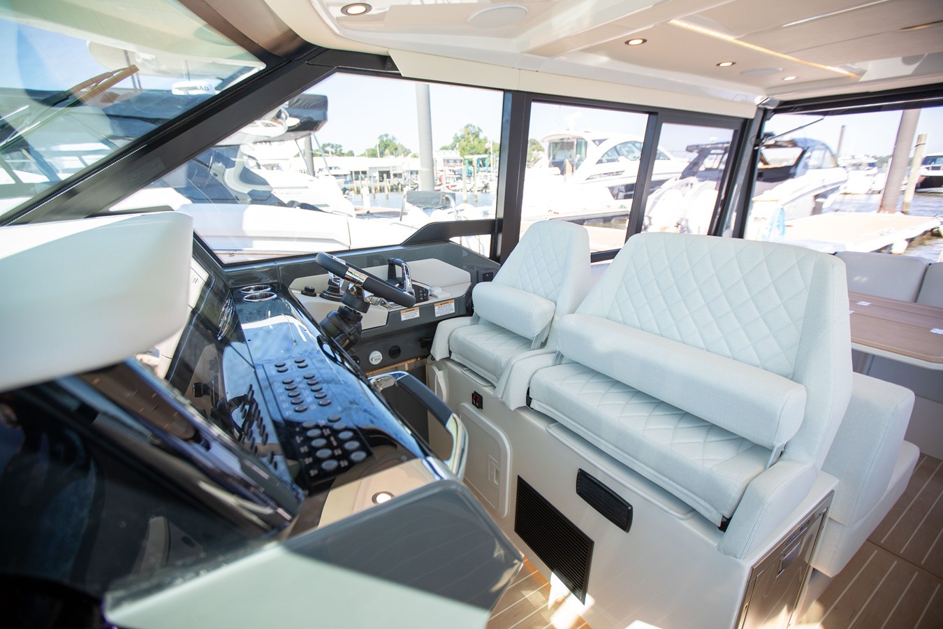 2027 Saxdor 400 GTC 37