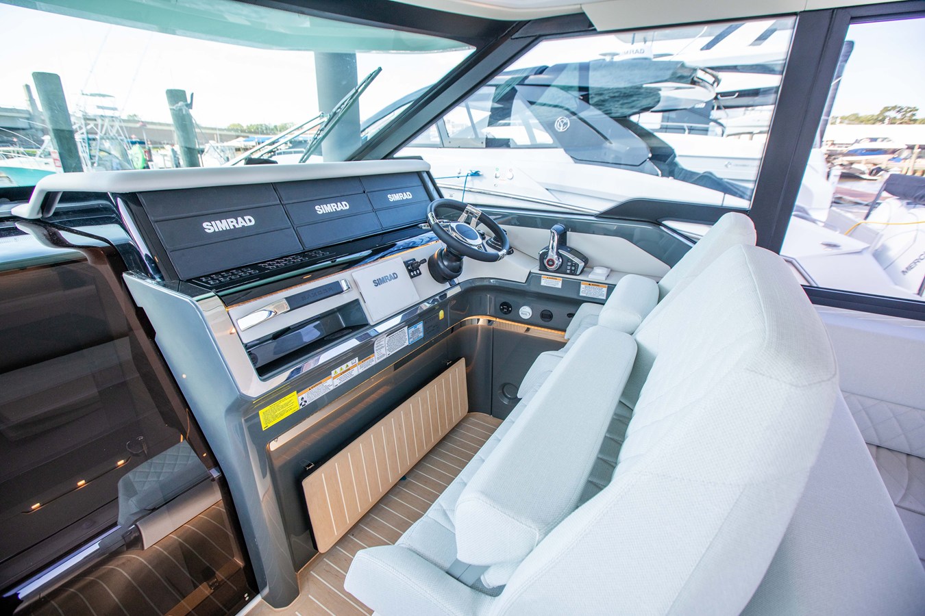 2027 Saxdor 400 GTC 39