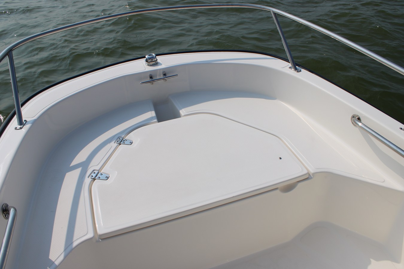 2027 Boston Whaler 130 Super Sport 11