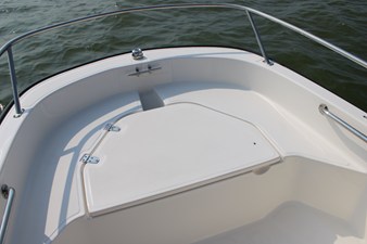 Boston Whaler 130 Super Sport 10 2027 Boston Whaler 130 Super Sport 11