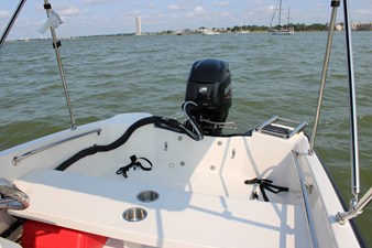Boston Whaler 130 Super Sport 12 2027 Boston Whaler 130 Super Sport 13