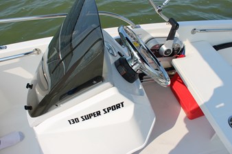 Boston Whaler 130 Super Sport 15 2027 Boston Whaler 130 Super Sport 16