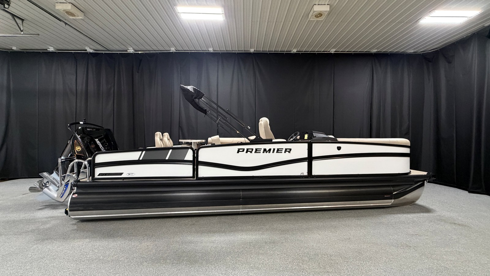 2027 Premier 250SOLARIS 4