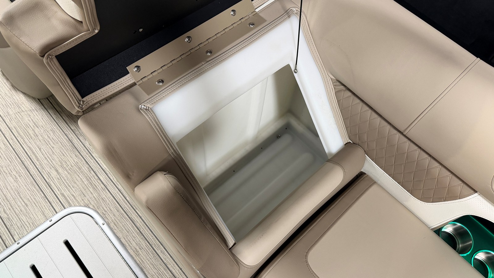2027 Premier 250SOLARIS 36