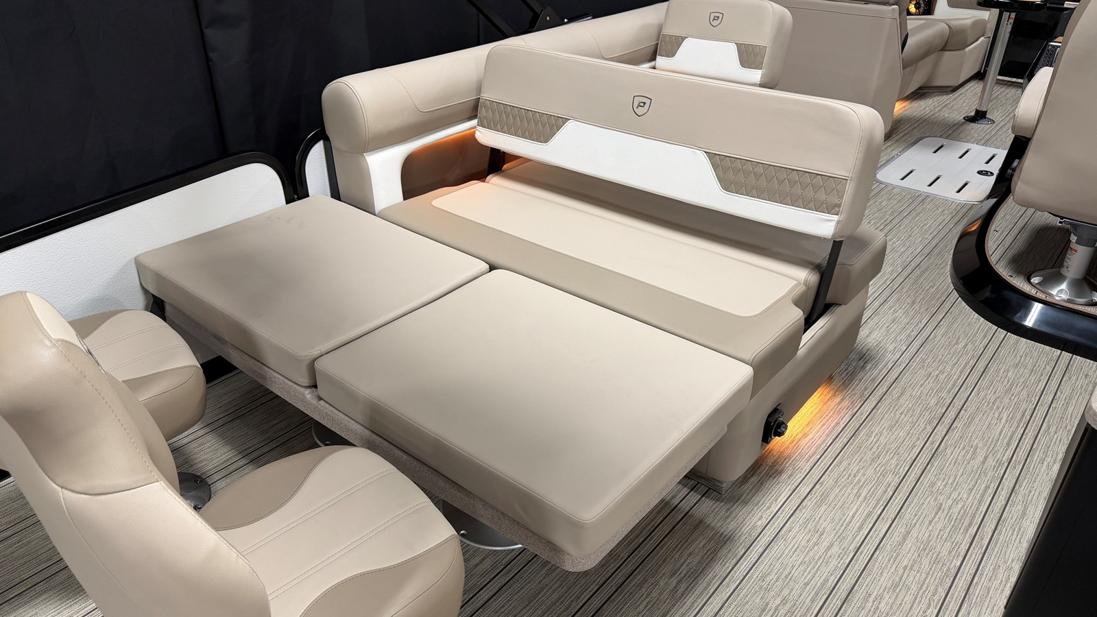 2027 Premier 250SOLARIS 79