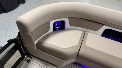 2027 Premier 250SOLARIS 15