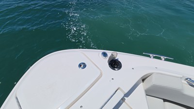 Sea Ray SLX 400 Outboard 56 2026 Sea Ray SLX 400 Outboard 57