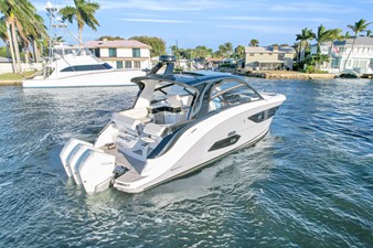 Sea Ray 370 Sundancer 2 2023 Sea Ray 370 Sundancer 3