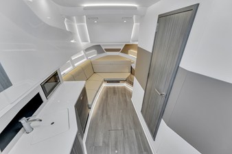 Sea Ray 370 Sundancer 20 2023 Sea Ray 370 Sundancer 21