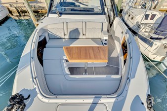 Sea Ray 370 Sundancer 43 2023 Sea Ray 370 Sundancer 44