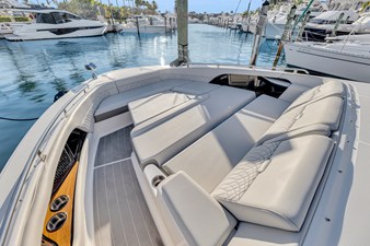 Sea Ray 370 Sundancer 44 2023 Sea Ray 370 Sundancer 45