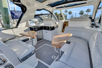 Sea Ray 370 Sundancer 46 2023 Sea Ray 370 Sundancer 47