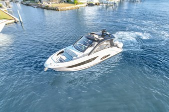 Sea Ray 370 Sundancer 62 2023 Sea Ray 370 Sundancer 63