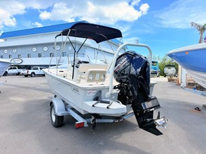 Boston Whaler 170 Montauk 5 2027 Boston Whaler 170 Montauk 6