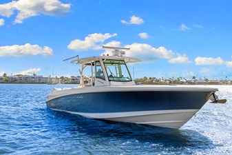 Boston Whaler 350 OUTRAGE 2 2014 Boston Whaler 350 OUTRAGE 3