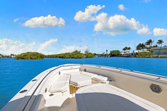 Boston Whaler 350 OUTRAGE 20 2014 Boston Whaler 350 OUTRAGE 21