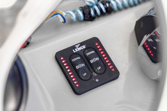 Boston Whaler 350 OUTRAGE 33 2014 Boston Whaler 350 OUTRAGE 34