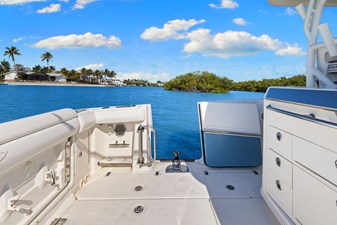 Boston Whaler 350 OUTRAGE 47 2014 Boston Whaler 350 OUTRAGE 48