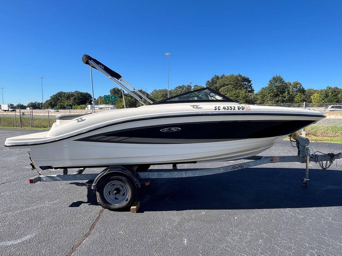 2016 Sea Ray 190 SPX 7