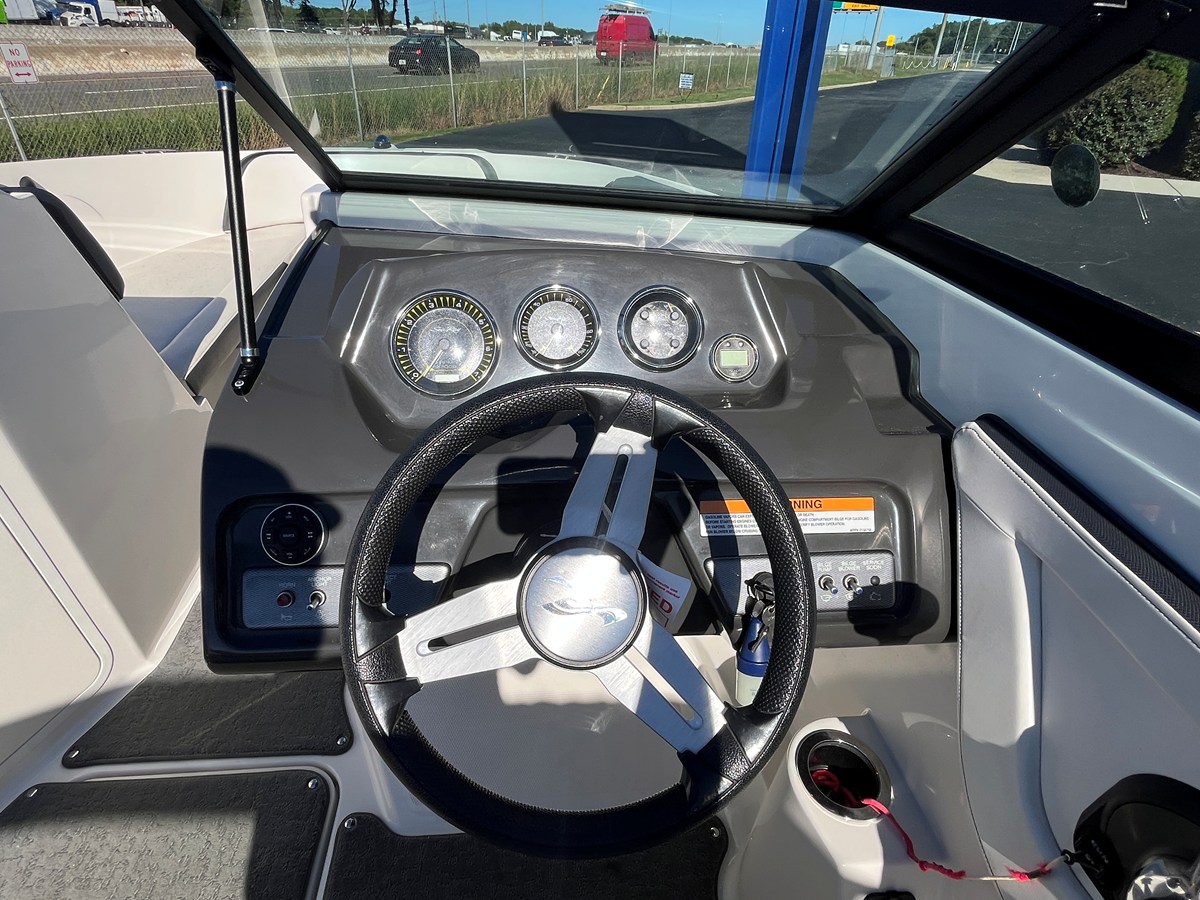 2016 Sea Ray 190 SPX 16