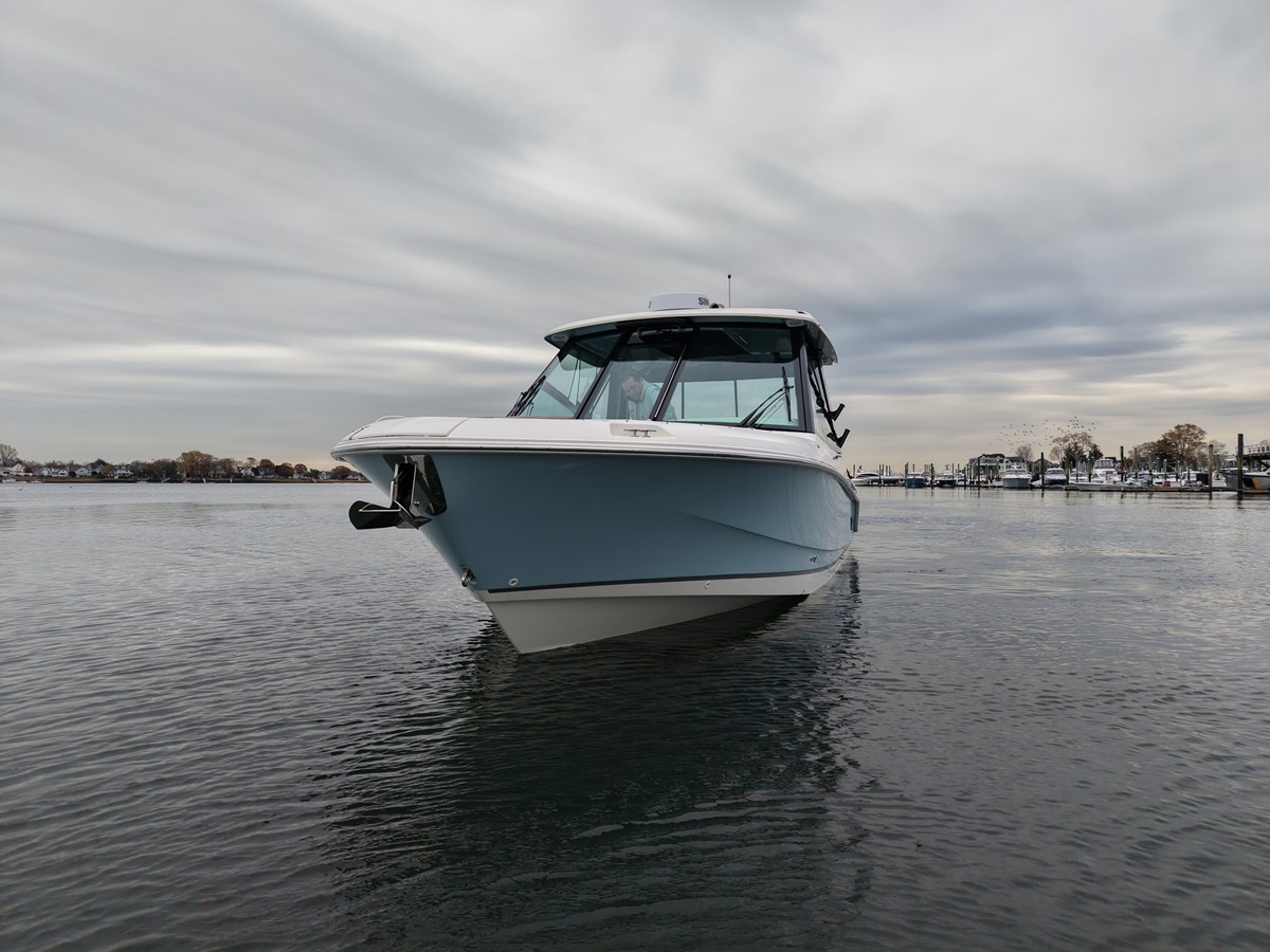 2026 Boston Whaler 330 Vantage 59