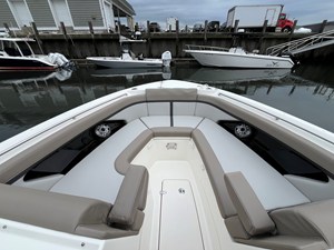 2026 Boston Whaler 330 Vantage 42