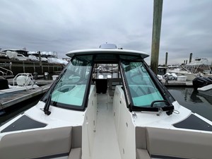 2026 Boston Whaler 330 Vantage 47