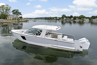 Aviara AV40 Outboard 3 2023 Aviara AV40 Outboard 4
