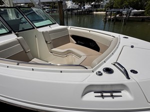 Boston Whaler 280 VANTAGE 36 2022 Boston Whaler 280 VANTAGE 37