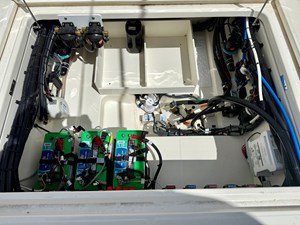 Boston Whaler 350 OUTRAGE 14 2022 Boston Whaler 350 OUTRAGE 15