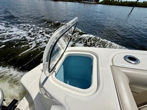 Boston Whaler 350 OUTRAGE 19 2022 Boston Whaler 350 OUTRAGE 20