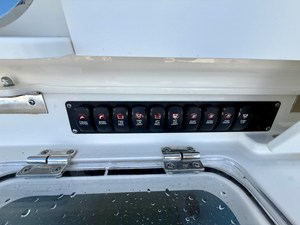 Boston Whaler 350 OUTRAGE 23 2022 Boston Whaler 350 OUTRAGE 24