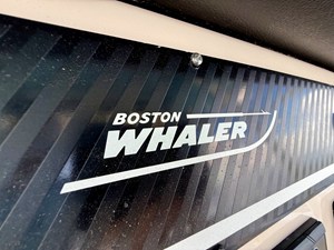 Boston Whaler 350 OUTRAGE 33 2022 Boston Whaler 350 OUTRAGE 34