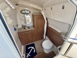 Boston Whaler 350 OUTRAGE 37 2022 Boston Whaler 350 OUTRAGE 38