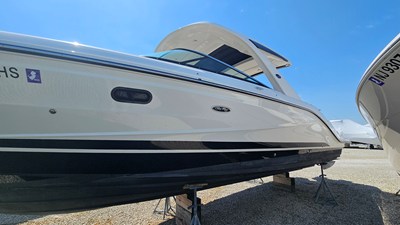 Sea Ray 310 SLX OB 5 2023 Sea Ray 310 SLX OB 6