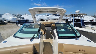 Sea Ray 310 SLX OB 39 2023 Sea Ray 310 SLX OB 40