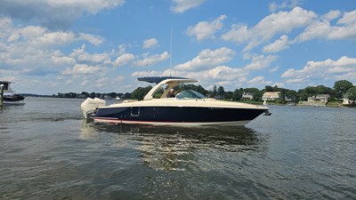 Chris-Craft 31 LAUNCH GT 0 2025 Chris-Craft 31 LAUNCH GT 1