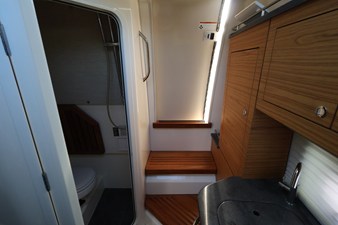 Boston Whaler 380 Realm 24 2019 Boston Whaler 380 Realm 25