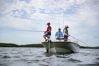 Boston Whaler 170 Montauk 3 2027 Boston Whaler 170 Montauk 4