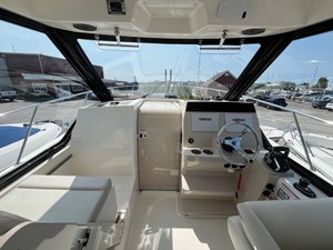 Boston Whaler 325 CONQUEST 17 2025 Boston Whaler 325 CONQUEST 18
